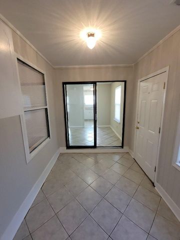 212 Miami Street A, Ladson, SC 29456