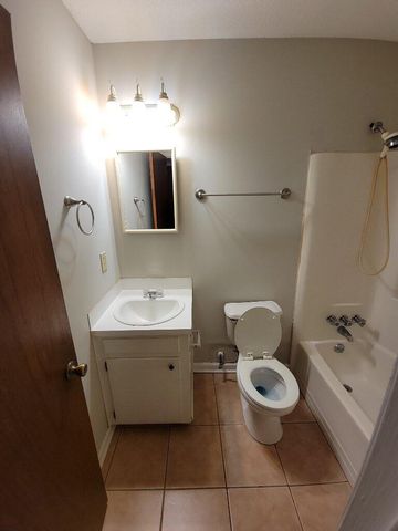 212 Miami Street A, Ladson, SC 29456