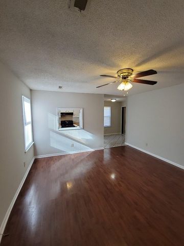 212 Miami Street A, Ladson, SC 29456