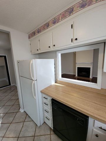 212 Miami Street A, Ladson, SC 29456