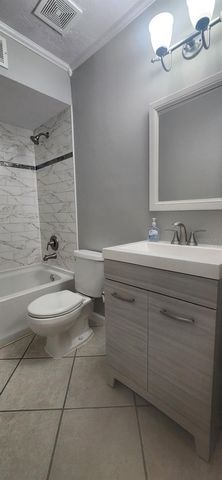 5405 NW 33RD PLACE, Gainesville, FL 32606