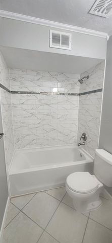 5405 NW 33RD PLACE, Gainesville, FL 32606