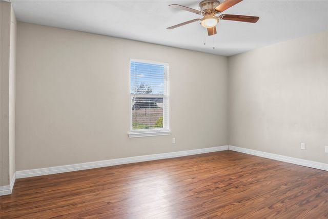 396 Bobcat Road, Sanger, TX 76266