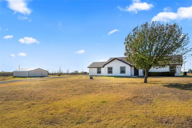 396 Bobcat Road, Sanger, TX 76266