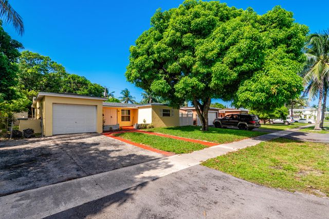 3611 NW 40TH Court, Lauderdale Lakes, FL 33309