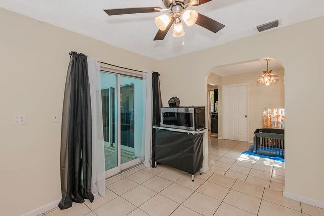 3611 NW 40TH Court, Lauderdale Lakes, FL 33309