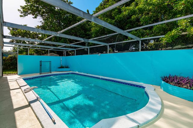 3611 NW 40TH Court, Lauderdale Lakes, FL 33309