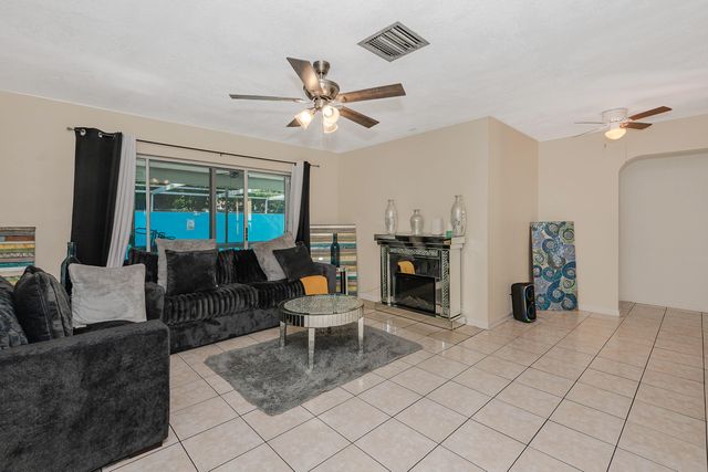3611 NW 40TH Court, Lauderdale Lakes, FL 33309