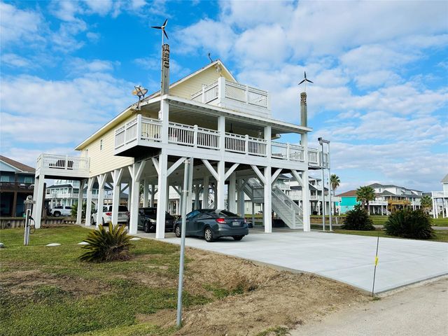 2599 Breaker Drive, Bolivar Peninsula, TX 77650
