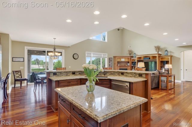 60675 Pontiac Trail, Lyon Charter Township, MI 48165