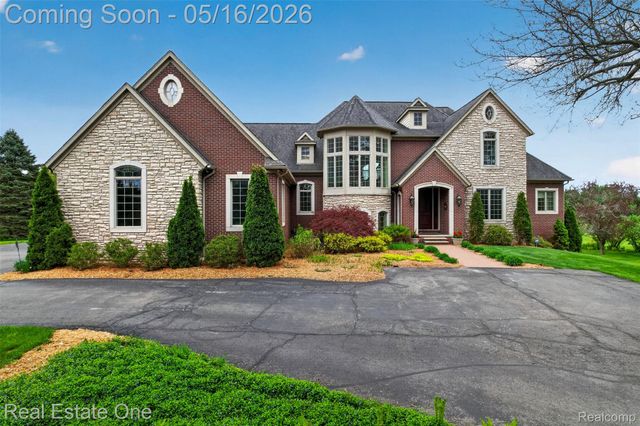 60675 Pontiac Trail, Lyon Charter Township, MI 48165