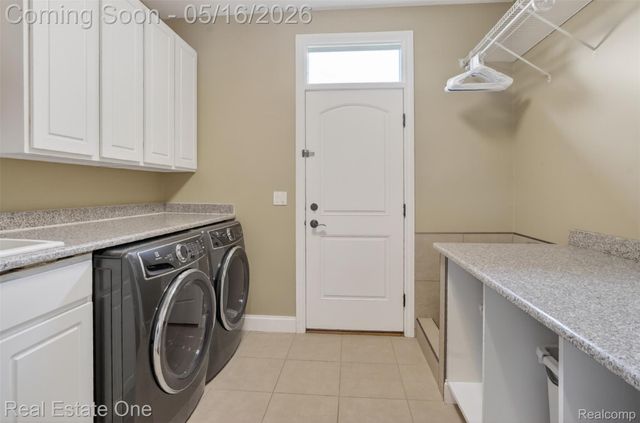 60675 Pontiac Trail, Lyon Charter Township, MI 48165