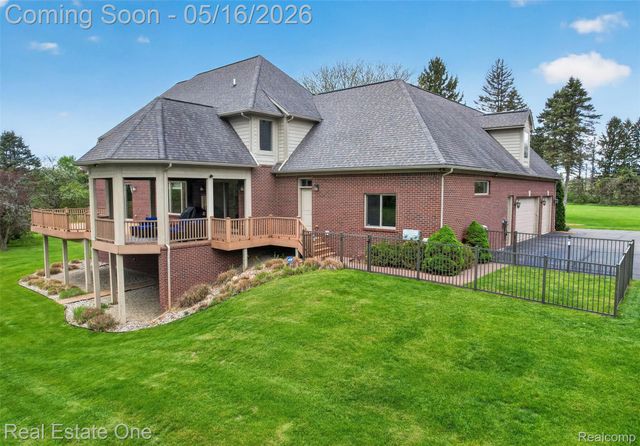 60675 Pontiac Trail, Lyon Charter Township, MI 48165