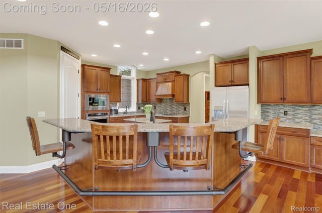 60675 Pontiac Trail, Lyon Charter Township, MI 48165