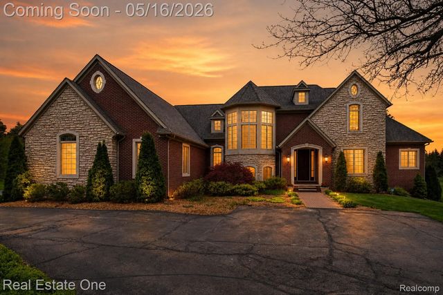 60675 Pontiac Trail, Lyon Charter Township, MI 48165