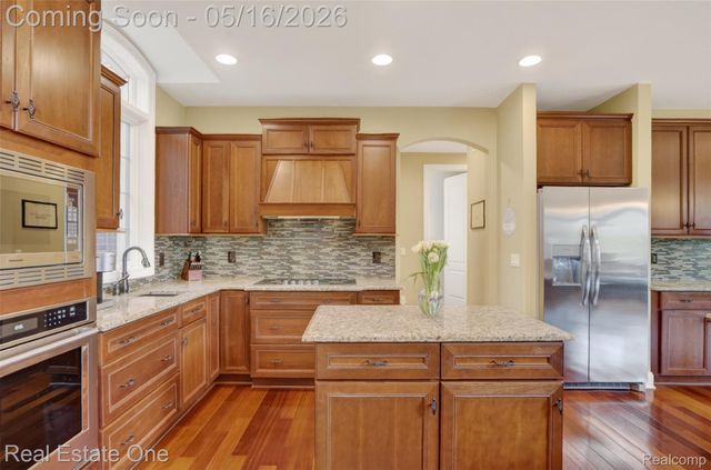 60675 Pontiac Trail, Lyon Charter Township, MI 48165