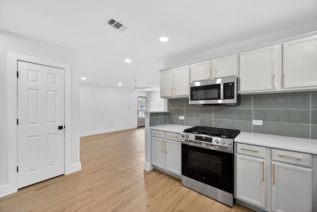 316 Wright Boulevard, Grand Prairie, TX 75050