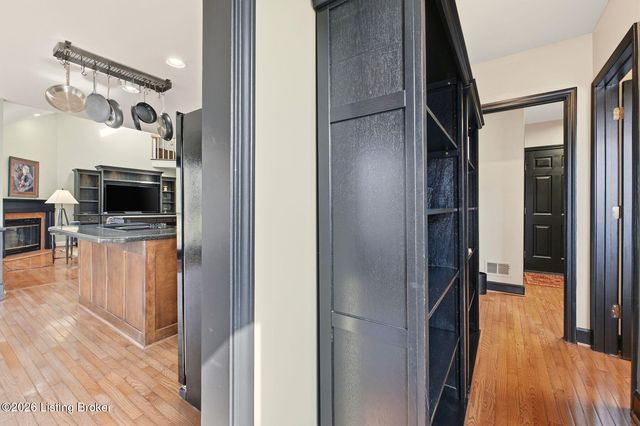 708 Sentry Way, Louisville, KY 40223