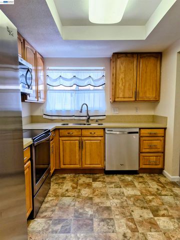 20980 BIRCH C, Hayward, CA 94541