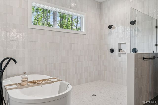001 Homestead Rd, Lanexa, VA 23089