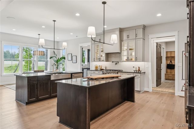001 Homestead Rd, Lanexa, VA 23089