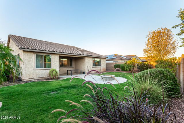 18225 W MONTECITO Avenue, Goodyear, AZ 85395