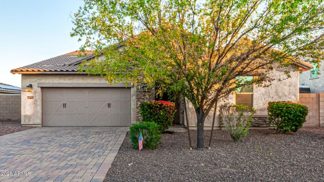 18225 W MONTECITO Avenue, Goodyear, AZ 85395