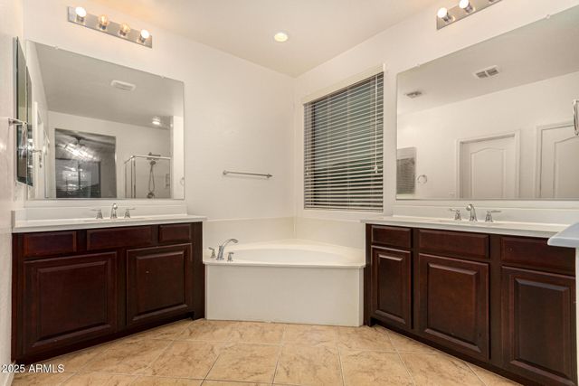 18225 W MONTECITO Avenue, Goodyear, AZ 85395