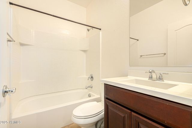 18225 W MONTECITO Avenue, Goodyear, AZ 85395