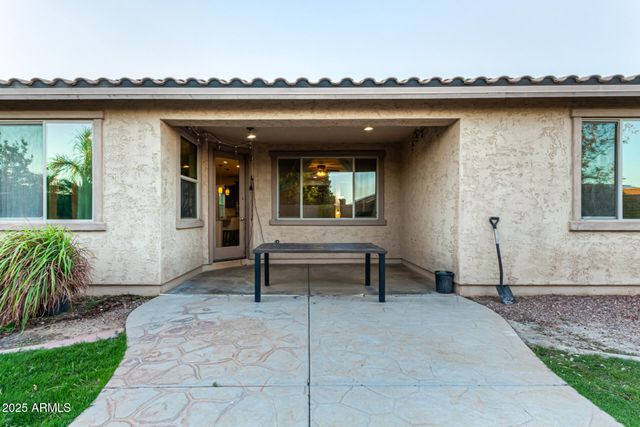 18225 W MONTECITO Avenue, Goodyear, AZ 85395