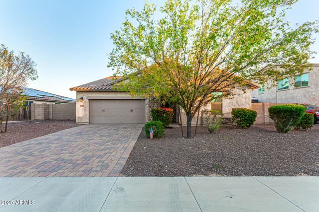 18225 W MONTECITO Avenue, Goodyear, AZ 85395