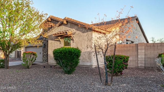 18225 W MONTECITO Avenue, Goodyear, AZ 85395