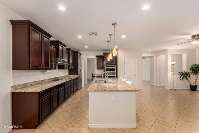 18225 W MONTECITO Avenue, Goodyear, AZ 85395