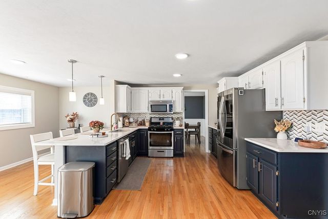 4251 Mayfair Circle, Clay, NY 13090