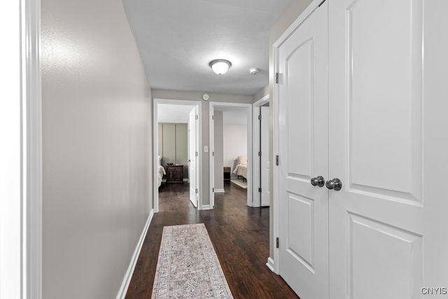 4251 Mayfair Circle, Clay, NY 13090