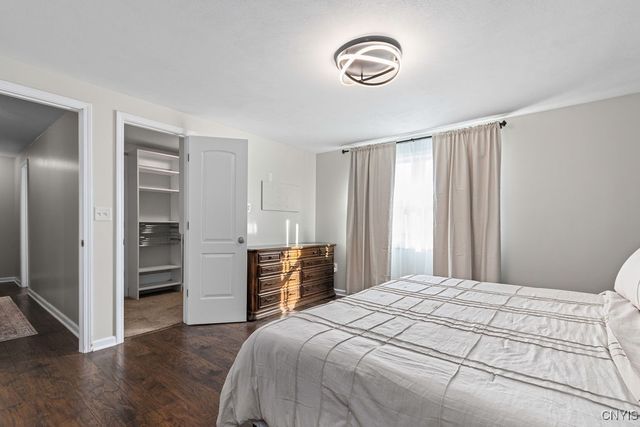 4251 Mayfair Circle, Clay, NY 13090