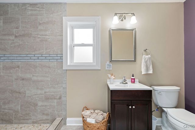 4251 Mayfair Circle, Clay, NY 13090