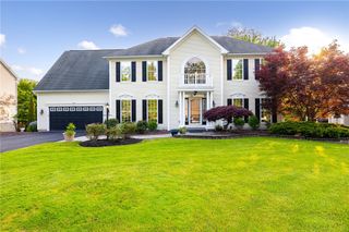 28 Princeton Lane, Perinton, NY 14450