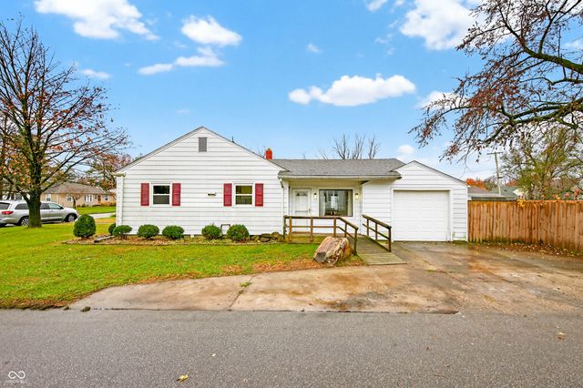 2138 Pennsylvania Street, Columbus, IN 47201