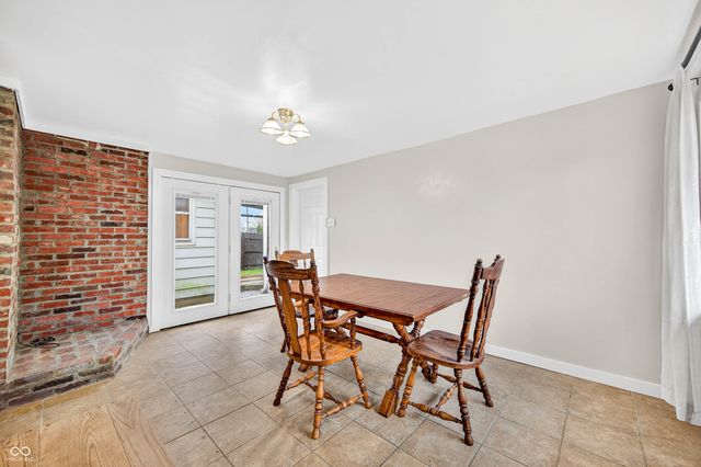 2138 Pennsylvania Street, Columbus, IN 47201