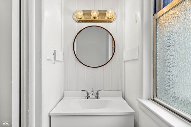 2138 Pennsylvania Street, Columbus, IN 47201