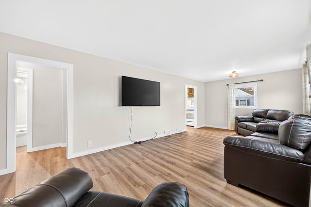 2138 Pennsylvania Street, Columbus, IN 47201