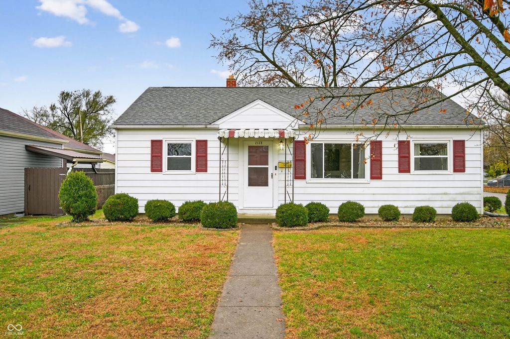 2138 Pennsylvania Street, Columbus, IN 47201