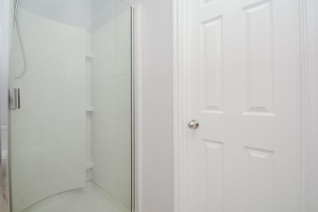 30915 W Lost Creek Boulevard, Magnolia, TX 77355