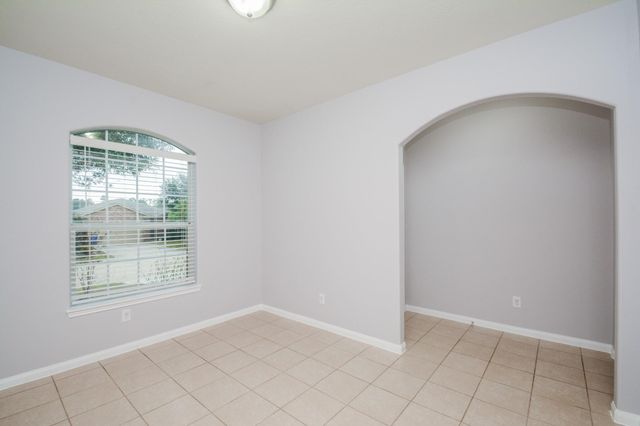 30915 W Lost Creek Boulevard, Magnolia, TX 77355