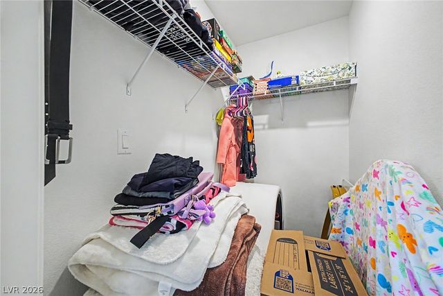 9963 Ravenswood Peak Avenue, Las Vegas, NV 89178