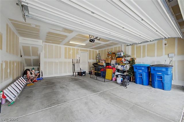 9963 Ravenswood Peak Avenue, Las Vegas, NV 89178