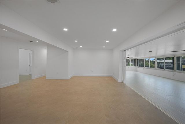 27385 VOYAGEUR DRIVE, Punta Gorda, FL 33983