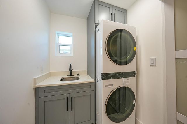 27385 VOYAGEUR DRIVE, Punta Gorda, FL 33983