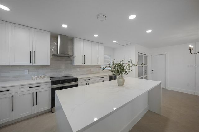 27385 VOYAGEUR DRIVE, Punta Gorda, FL 33983